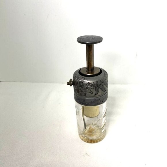 Antique Theophilus Martin French Cut Crystal & Silver Toned Atomizer Refillable - Picture 3 of 10